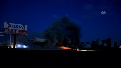 Mobilya Deposunda Yangın