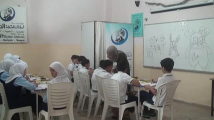 Savaşın Stresini Resim Yaparak Atıyorlar