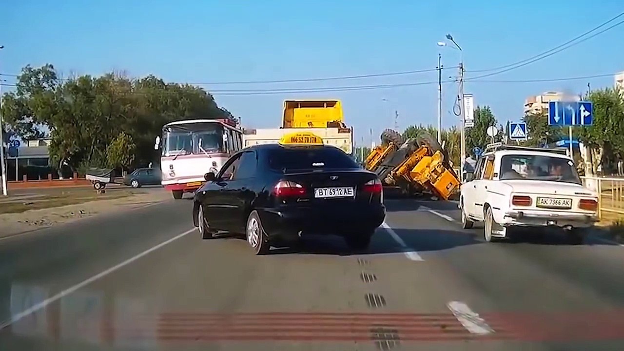 Not Drive Your Car on Road 2018,,