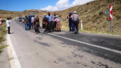 Traktör Şarampole Devrildi: 1 Ölü