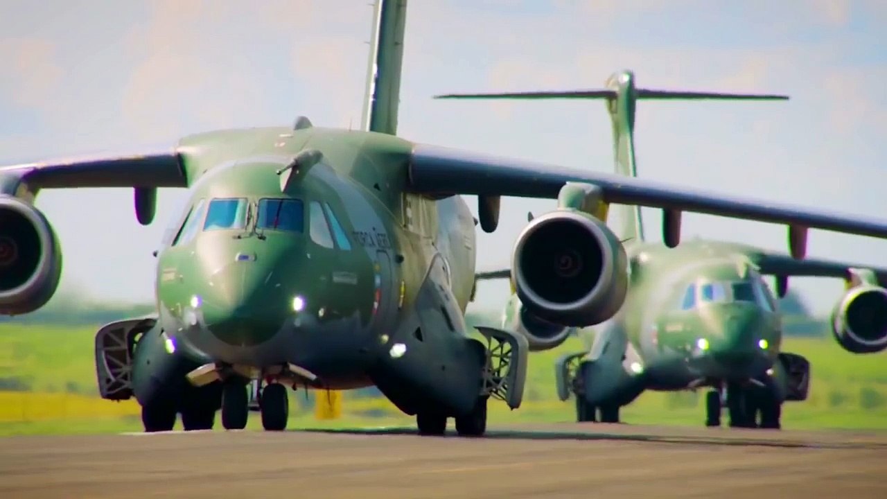 Embraer - KC-390 Multi-Mission Transport Aircrafts Tandem Flight Tests