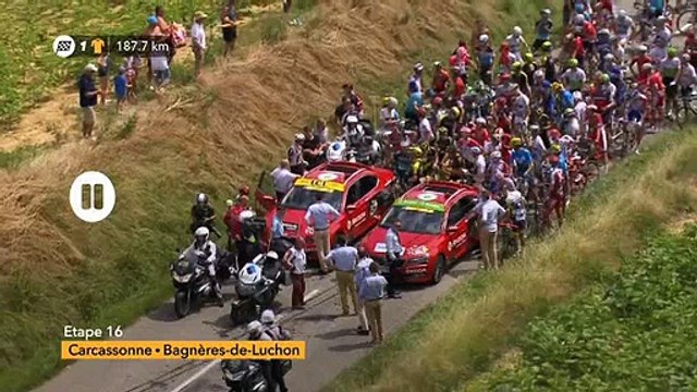 Tour de France: La 16ème étape brièvement neutralisée après un jet de gaz lacrymogène - Elle a pu reprendre quelques minutes plus tard - Regardez