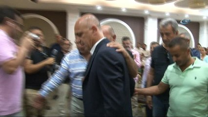 Yanan fabrikanın sahibi ile çalışanları gözyaşlarına boğuldu