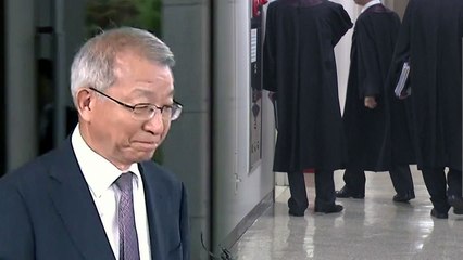 수사 동향까지 보고...양승태 출국금지 / YTN