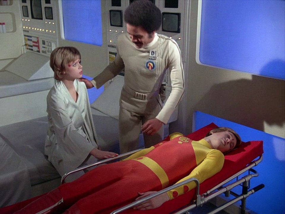 Mondbasis Alpha 1  S02E02 - Die Verstoßenen