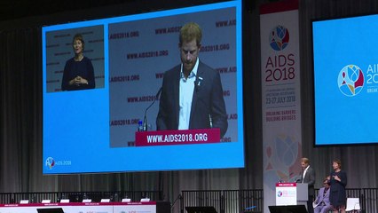 Elton John e príncipe Harry se mobilizam contra HIV