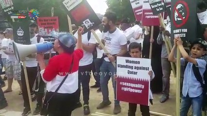 مظاهرات أمام البرلمان البريطانى تندد باستقبال تميم وتصفه بـ"قاتل الأبرياء"