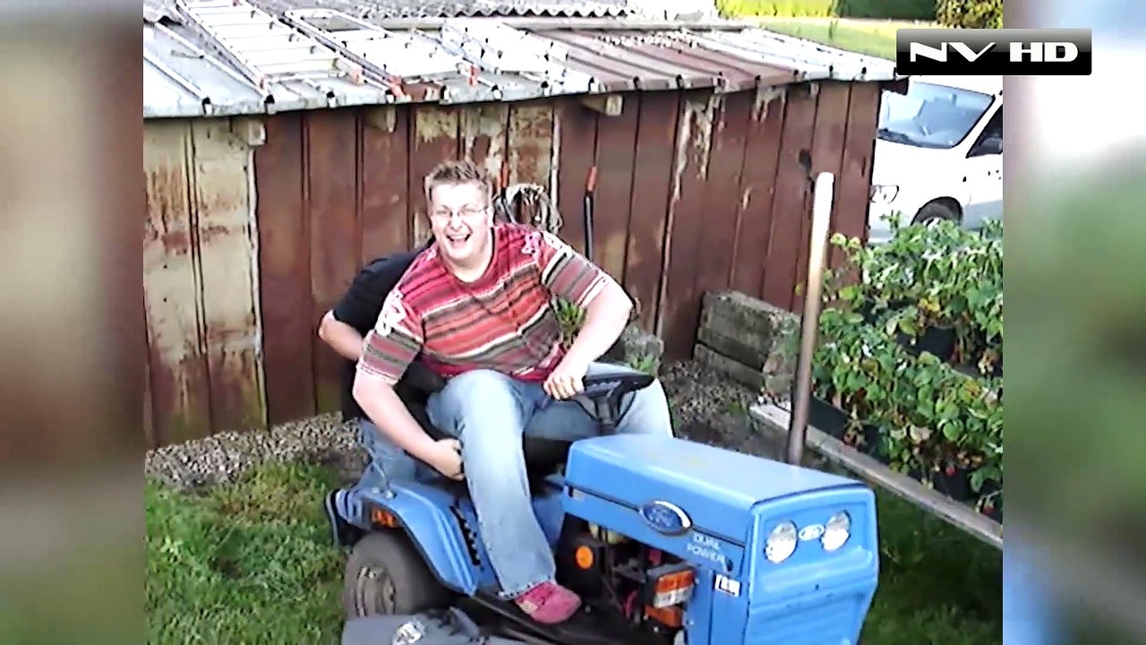 Russians vs. Rednecks  Versus