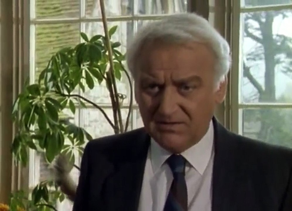 Inspector Morse S03 Ep03 Deceived by Flight Part 01 HD Watch
