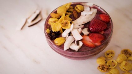 How to Make an Antioxidant-Rich Acai Bowl for Breakfast