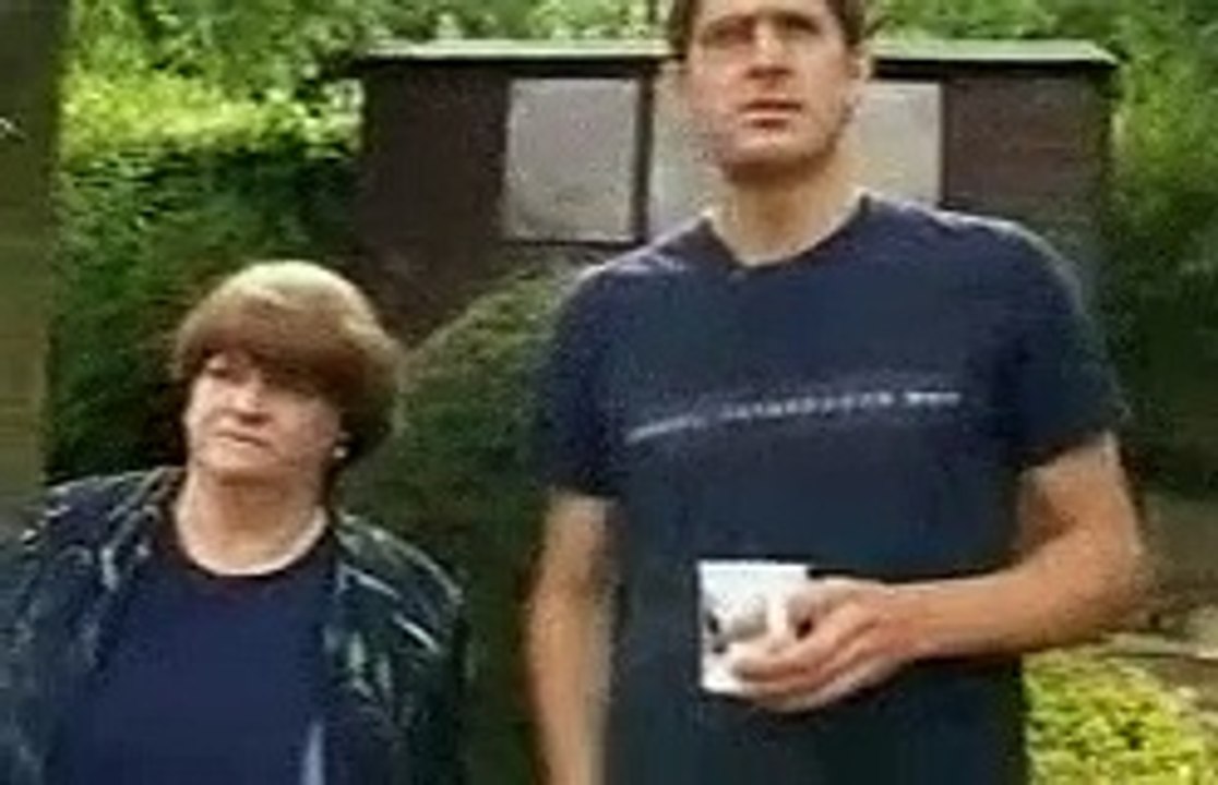 Louis Theroux S2-When Louis Met S02E01 - Anne Widdecombe