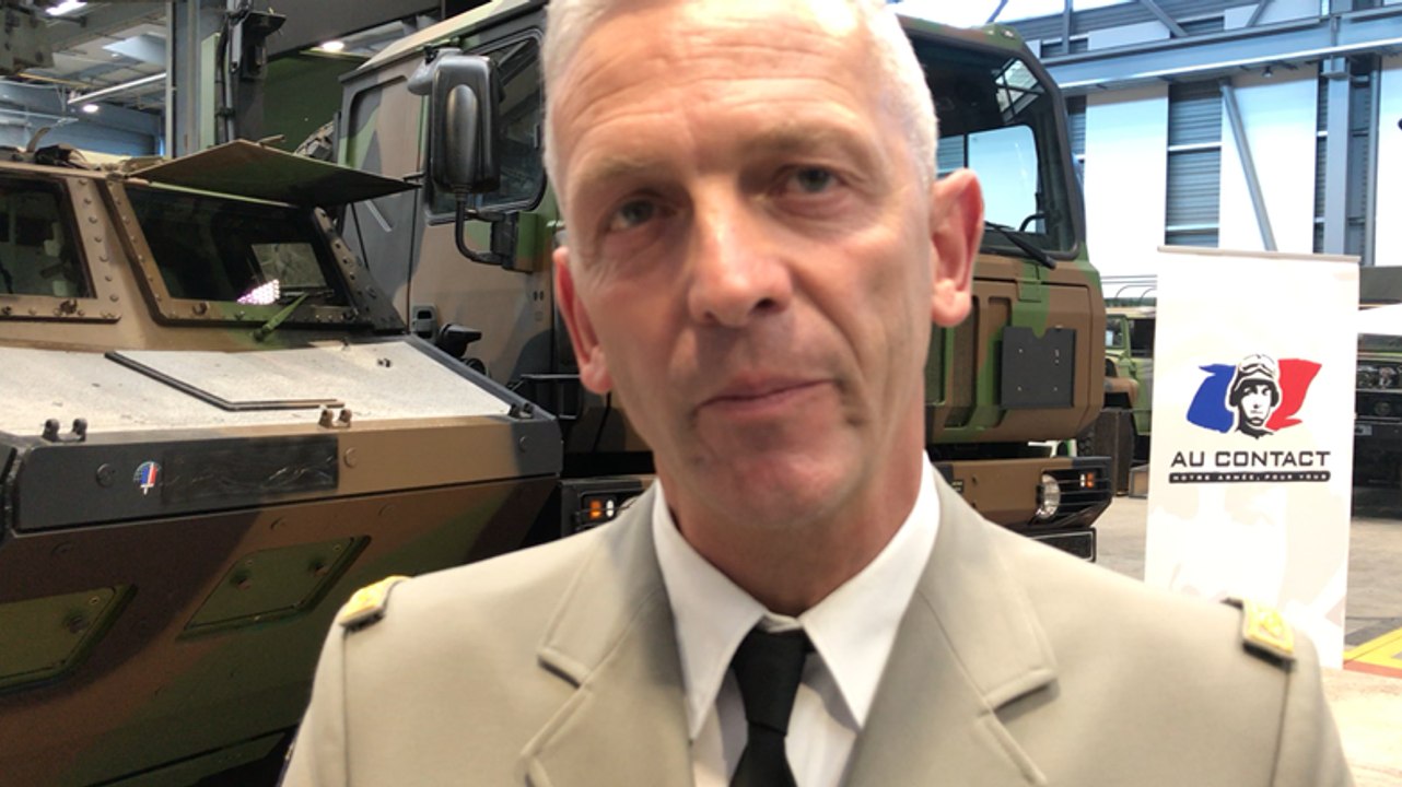 Visite ministérielle au 2e régiment du matériel