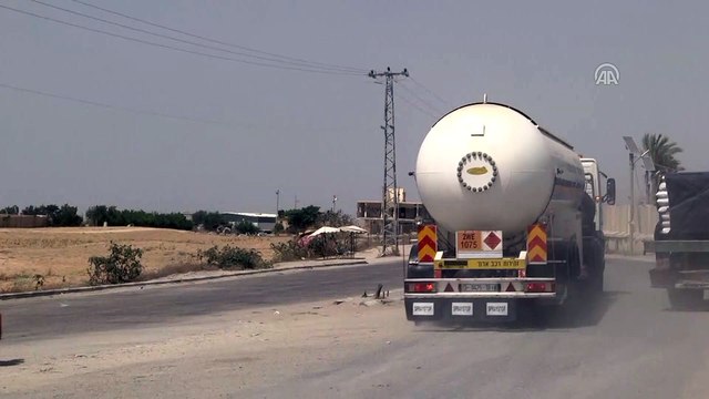 İsrail Kerm Ebu Salim Sınır Kapısı'nı kısmen açtı - REFAH