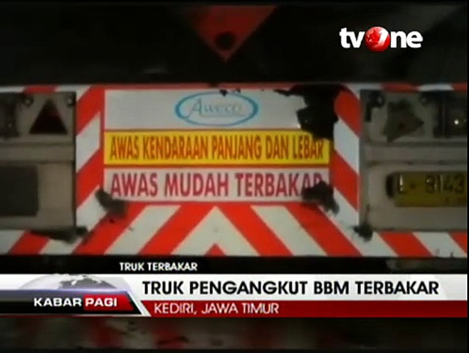 Truk Pengangkut BBM Terbakar di Kediri