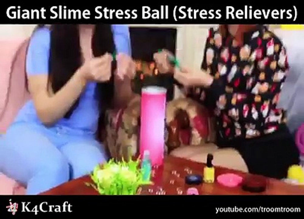 Giant Slime Stress Ball (Stress Relievers) via: Troom Troom - easy DIY video tutorials, youtube.com/troomtroom