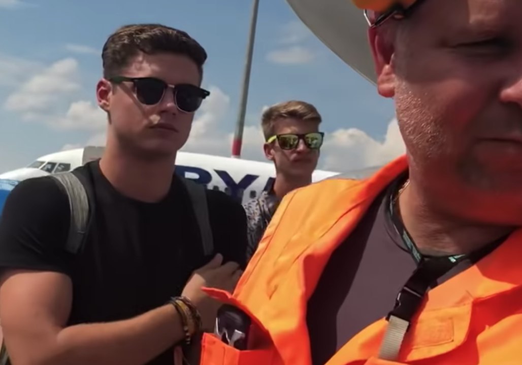 Angry Ryanair Passengers Hold Tarmac Protest Against Luggage Restrictions