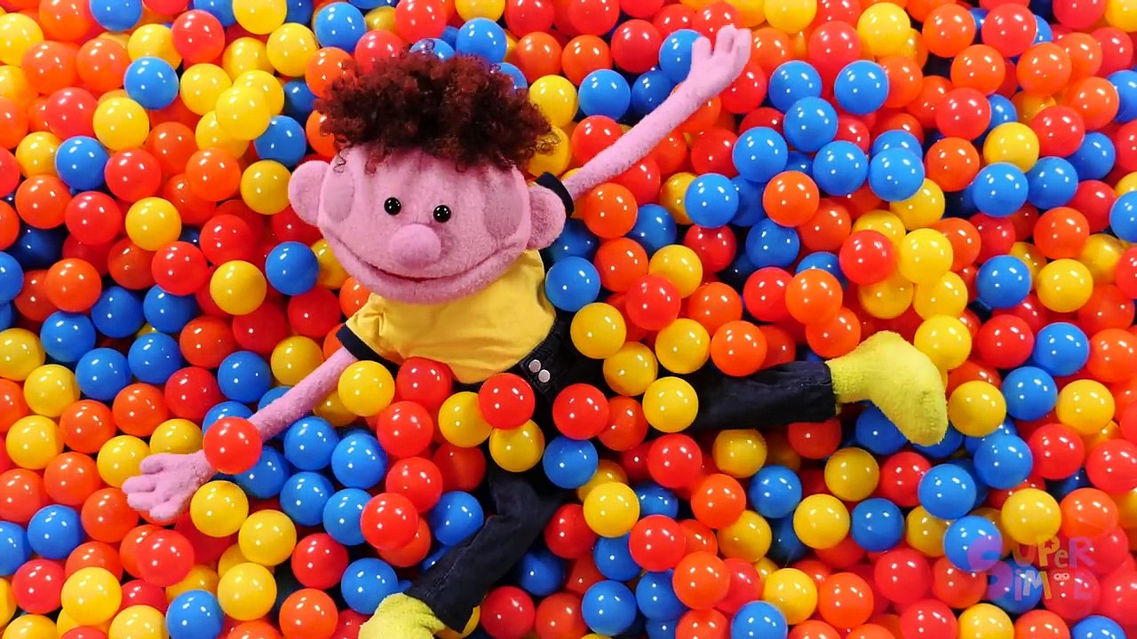 Super Duper Ball Pit | Learn To Count From 1 To 100 | Educational Videos For Kids