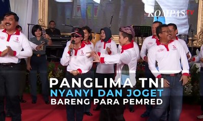 Keseruan Panglima TNI Nyanyi dan Joget Bareng Para Pemred