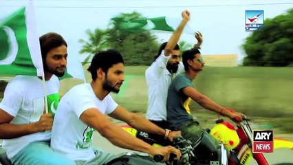 Niklo Pakistan Ki Khatir - Singer Sahir Ali Bagha  25th JULY NIKLO PAKISTAN K LIYA