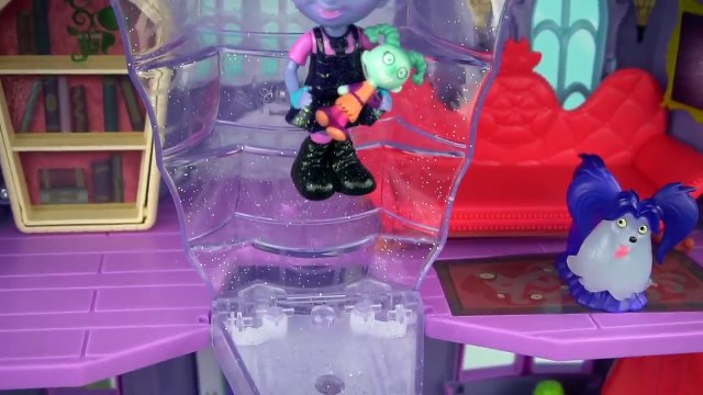 Vampirina Rutina Escolar y Casa de Muñecas con Bebe Elsa Anna - Juguetes de Vampirina en Español