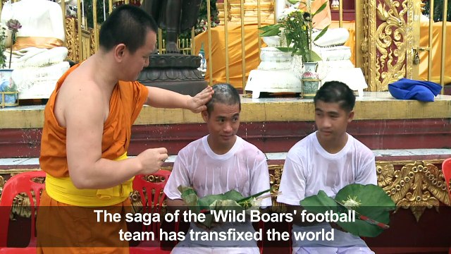 Thai boys shave heads ahead of Buddhist ceremony