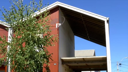 El barrio de Chile que hizo casas por la mitad para que sus habitantes las completen