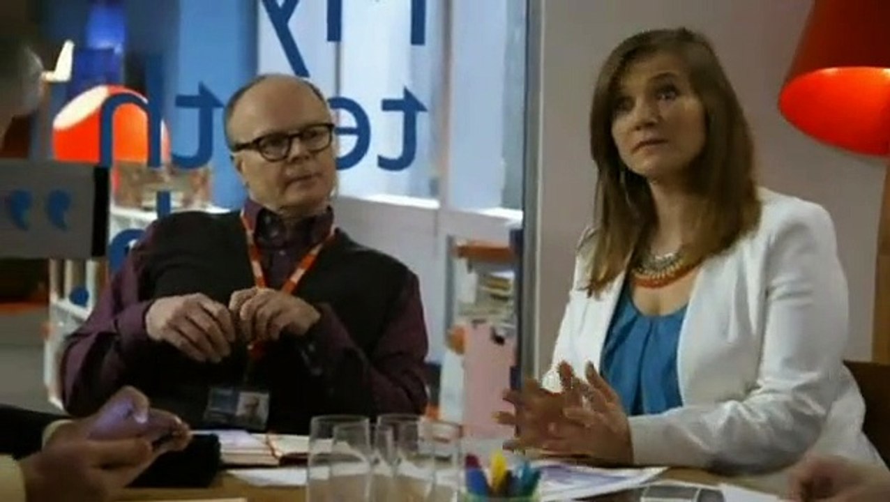 W1A S02E02