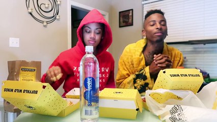 BUFFALO WINGS | MUKBANG!!!  (STORYTIME POOPED ON MYSELF)