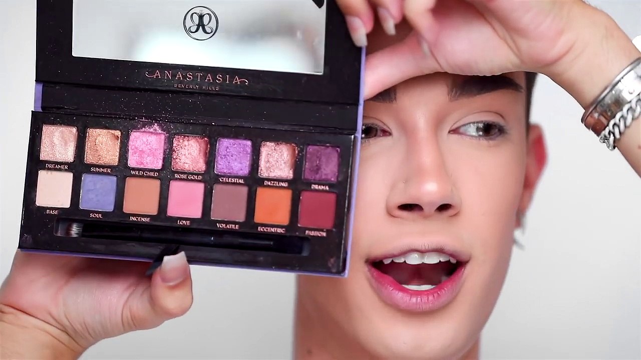 GOD IS A WOMAN MAKEUP TUTORIAL & COVER