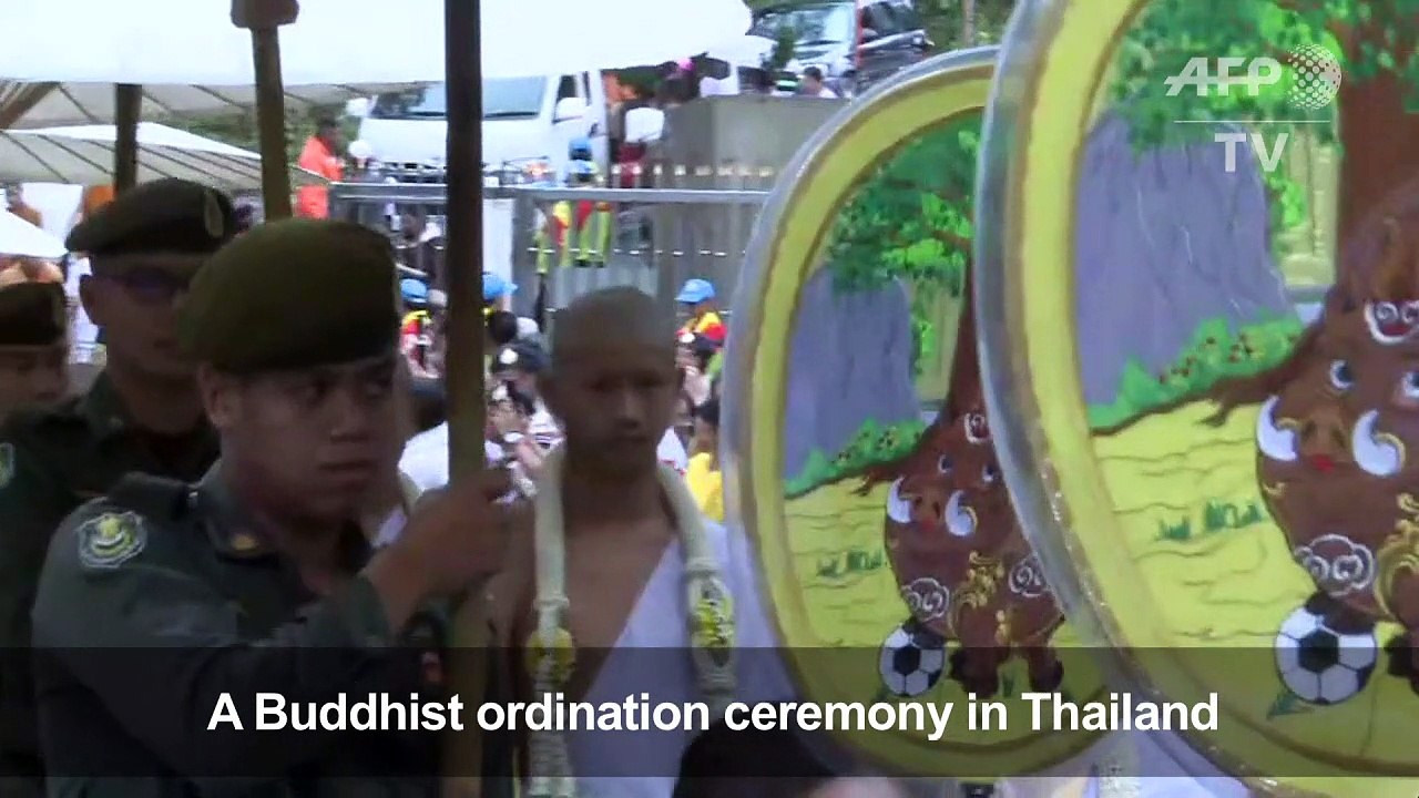 Thai boys ordained in Buddhist ceremony after cave ordeal