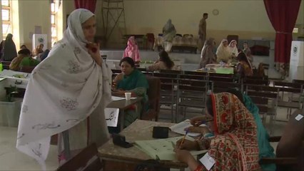 باكستان تنتخب اليوم وسط إجراءات أمنية مكثفة