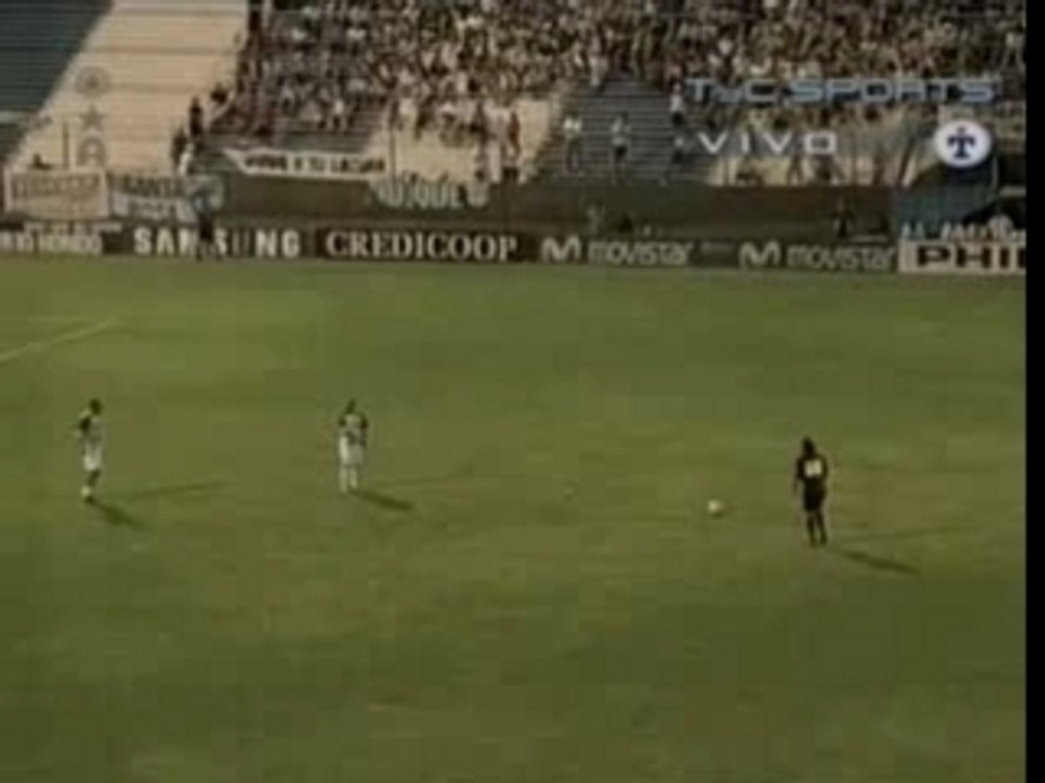 Gol de Schiavi vs Jujuy