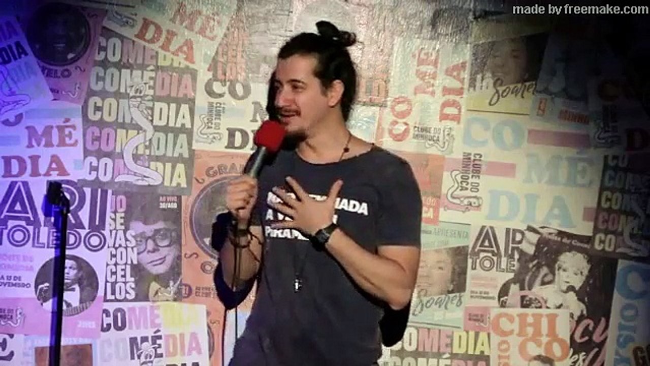 AFONSO PADILHA - O DIA QUE TINHA UMA MACUMBEIRA NA PLATEIA