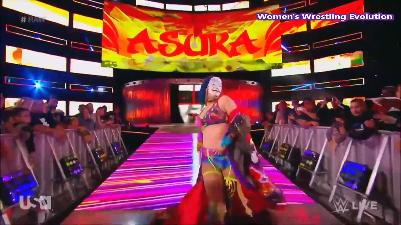 WWE RAW 20/11/17 Dana Brooke vs Asuka