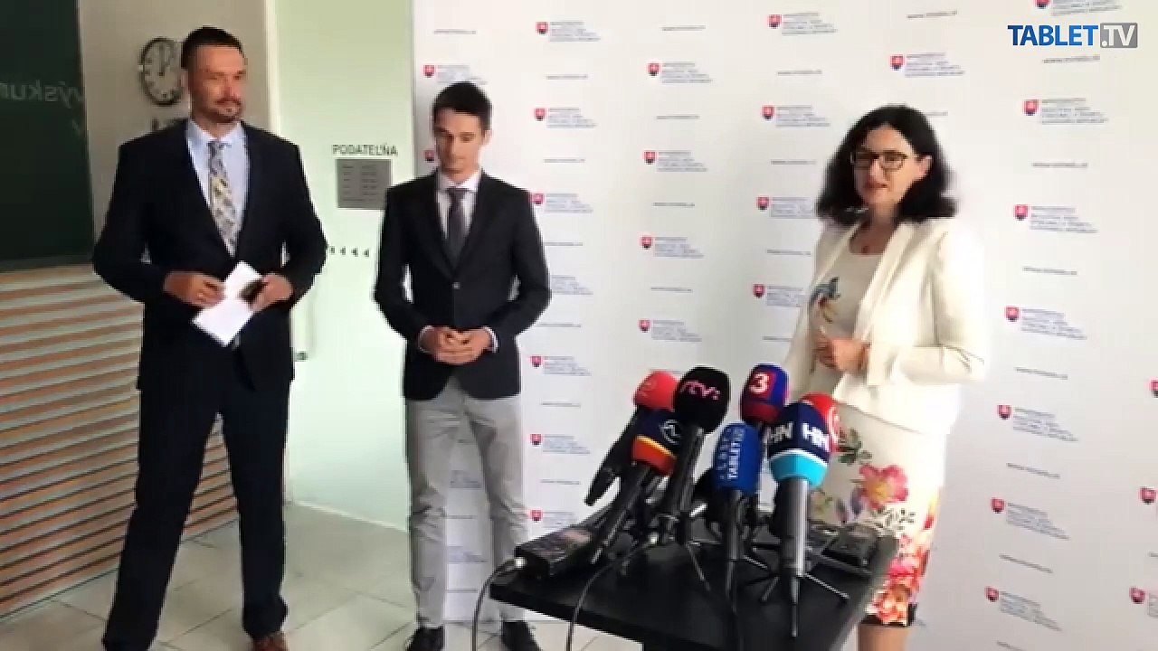 ZÁZNAM: Brífing ministerky školstva M. Lubyovej
