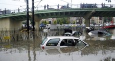 Son Dakika! Meteoroloji, İstanbul'un Dört İlçesini Sel Baskınlarına Karşı Uyardı