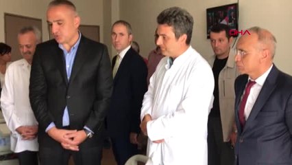 Sakarya Bakan Ersoy'dan Can Gürzap'a Geçmiş Olsun Ziyareti