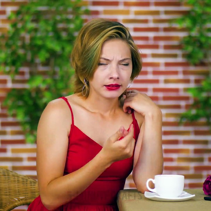 Bright Side - Beauty hacks that’ll save you from awkward...