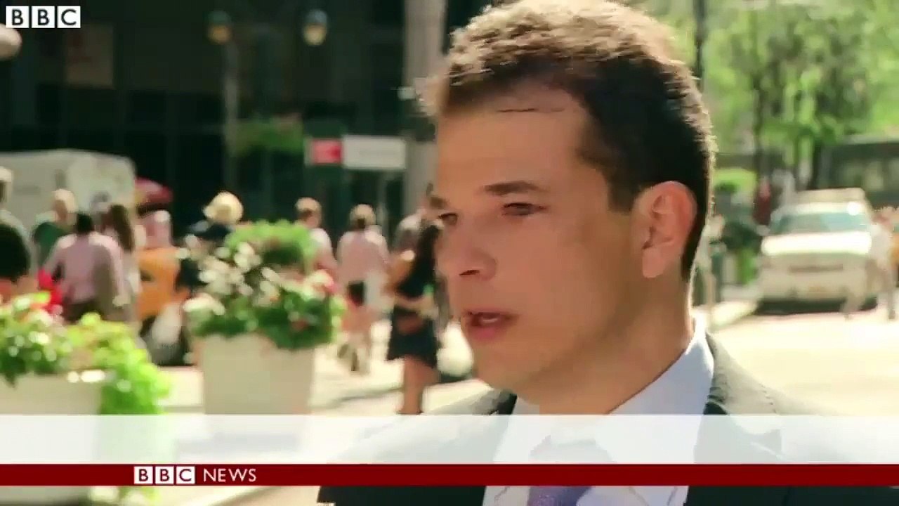 Artificial Intelligence based trading - Robots vs. Humans