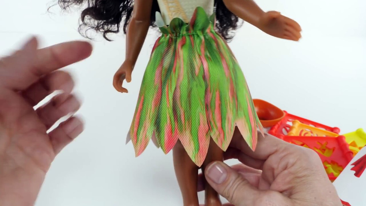 Water Color Changing Moana Doll _ Toy Review by Amy Jo