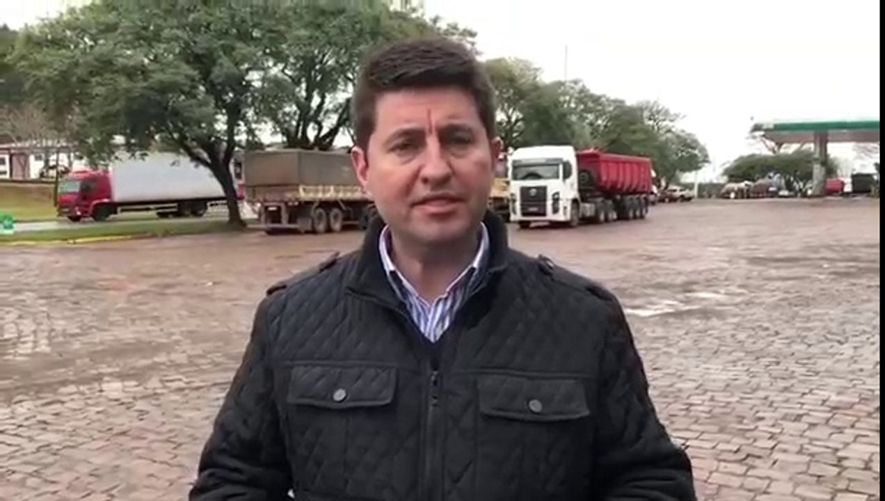 Deputado quer CPI do Facebook