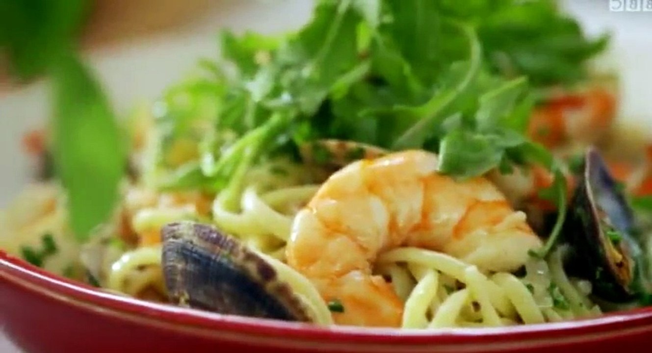 Lorraine Pascale How To Be A Better Cook S01 Ep03 Sonia Hardwood HD