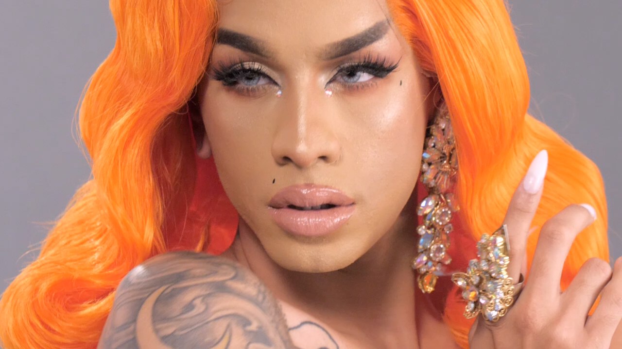 Dahlia Sin | Cosmo Queens