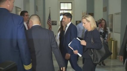 Demócratas presionan a Trump para que reúna "inmediatamente" niños con padres