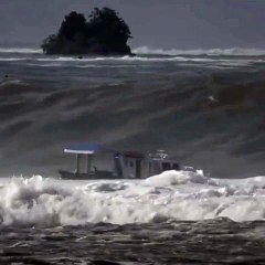 Huge Wave Slams Unmanned Surf Boat