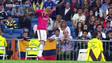 Odegaard: Arsenal's Midfield Maestro ⚽