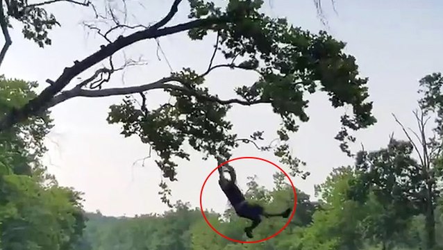 Now That's A Rope Swing Fail!