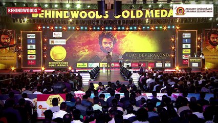 Vijay's ROWDY Ramp-walk | Look at his Attitude!