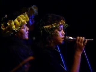 Angelo Neuffer / Bobby Holcomb - "Potii no te mau motu"