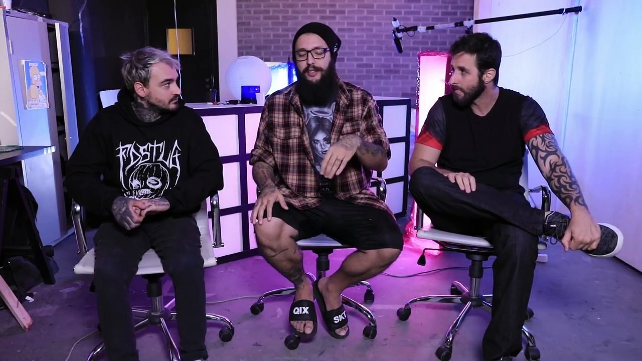 PRECISAMOS CONVERSAR...